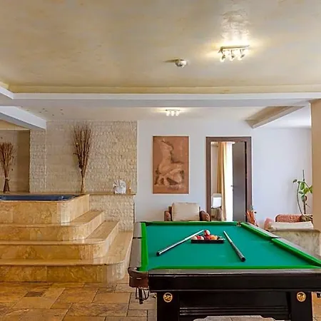 Hotel Grand 3*