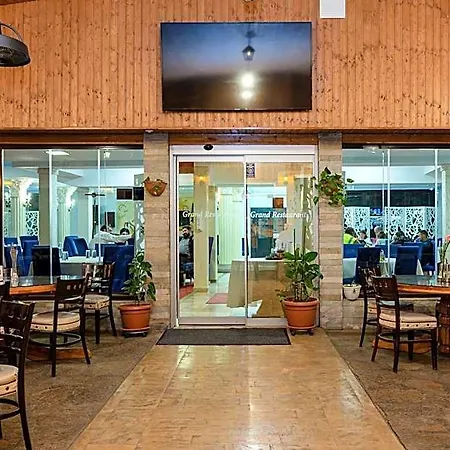 Grand Ξενοδοχείο 3*