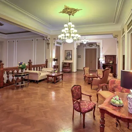 Hotel Grand